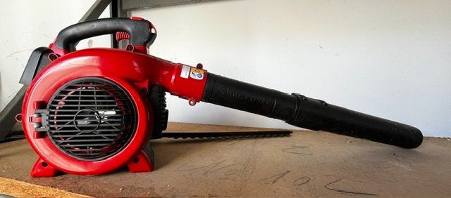 Jonsered Soffiatori & Aspiratori per foglie: Laubbläser Jonsered BV 2126 – Usato da Breitenbach venduto da aya_w5x7