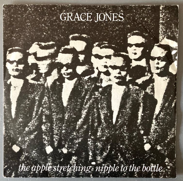 GRACE JONES THE APPLE STRETCHING Kaufen auf Ricardo