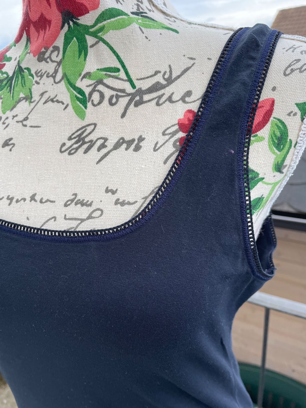 Hanro Tops: TOP 36 HANRO dunkelblau – D'occasion à Zürich par Pamuk04 2
