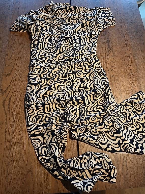 Tute: Monki Overall XS/S neu  – Nuovo e nell'imballaggio originale da Zürich venduto da and_9bmb 4