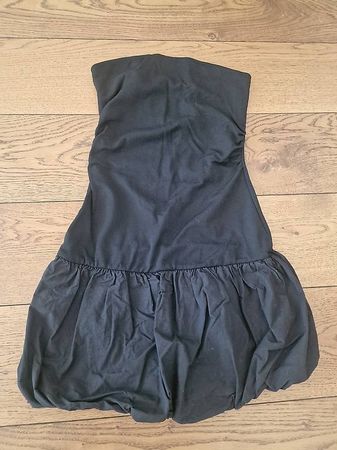 Bandeaukleid schwarz bershka, Gr. M, wie neu