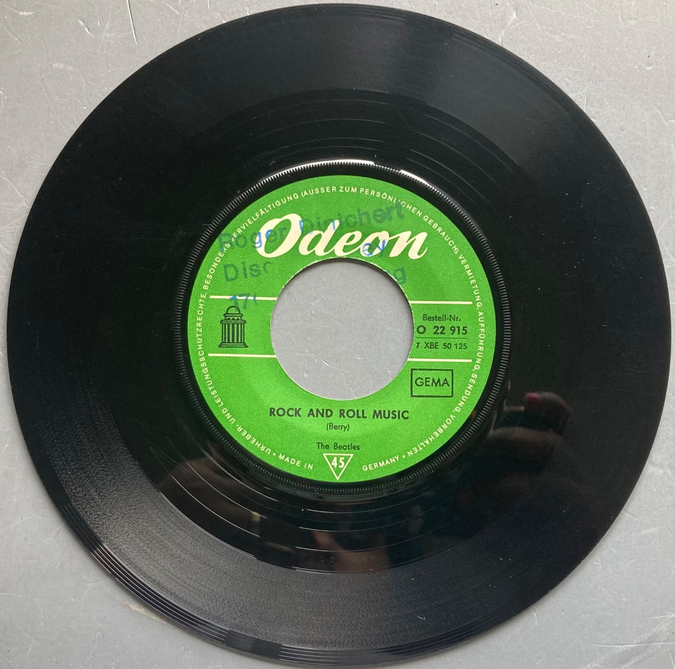 Dischi in vinile: THE BEATLES - ROCK AND ROLL MUSIC – Usato da Poliez-Pittet venduto da Newtown-Records 1