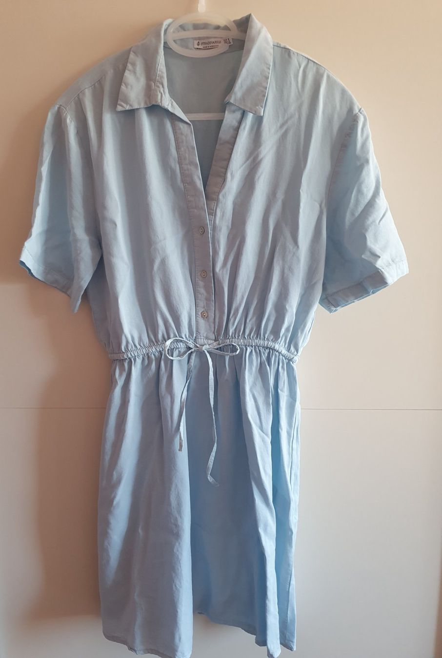 Stradivarius Vestiti: STRADIVARIUS Robe chemisier cintrée bleu clair - Taille S – Nuovo (secondo la descrizione) da Chavannes-Renens venduto da mau_8rwz 2