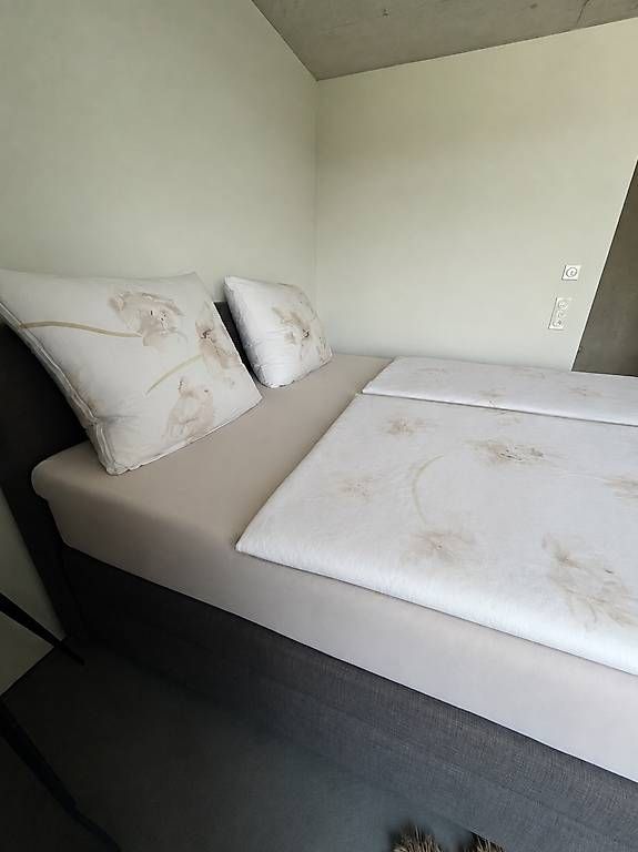 Betten: Neuwertiges Boxspring Bett von Rufbetten – Gebraucht aus Birmensdorf ZH von ani_8lcd 1