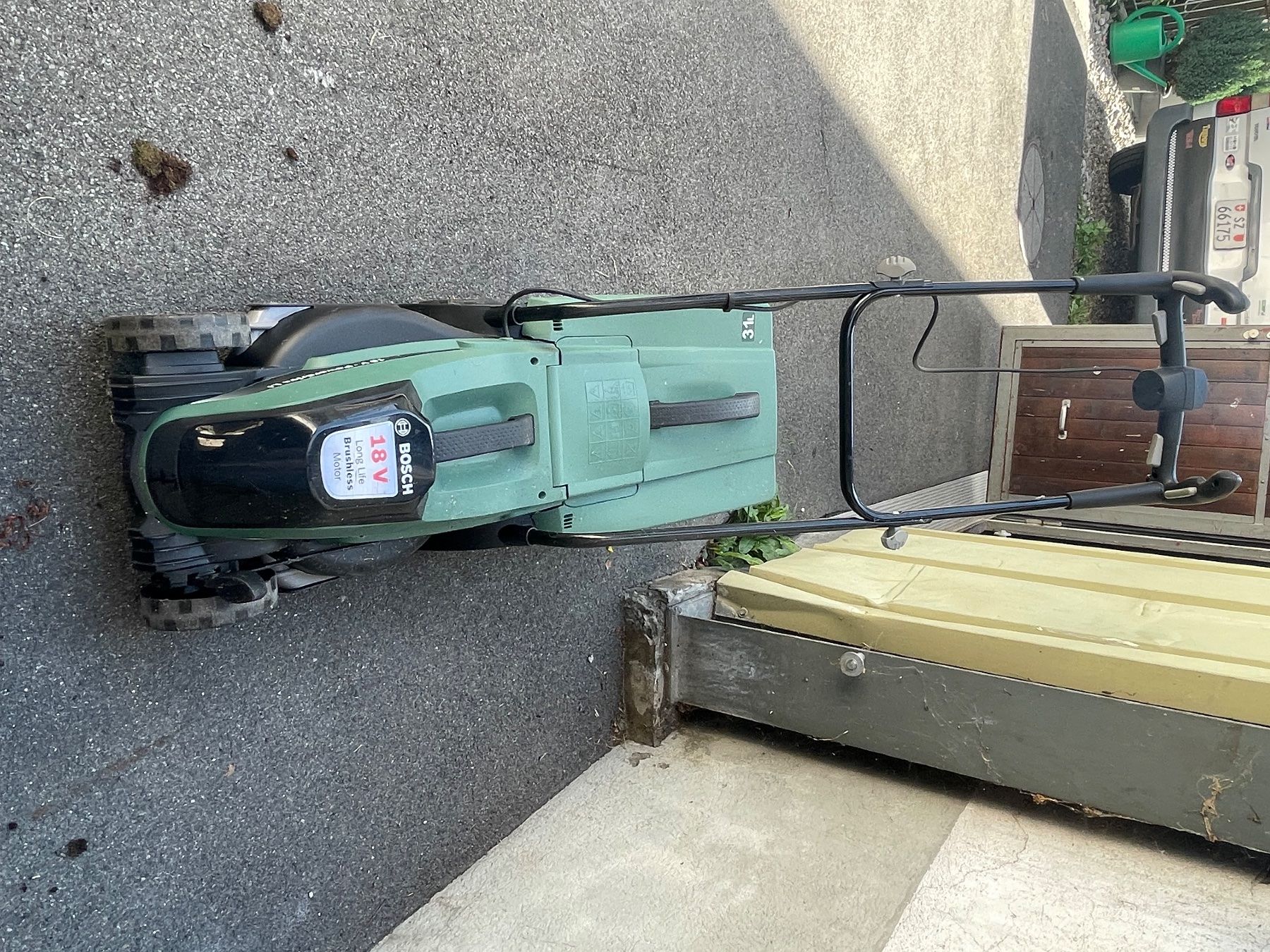 Bosch Tagliaerba: Rasenmäher Bosch 18  Volt – Usato da Steinen venduto da Ancillotti 1