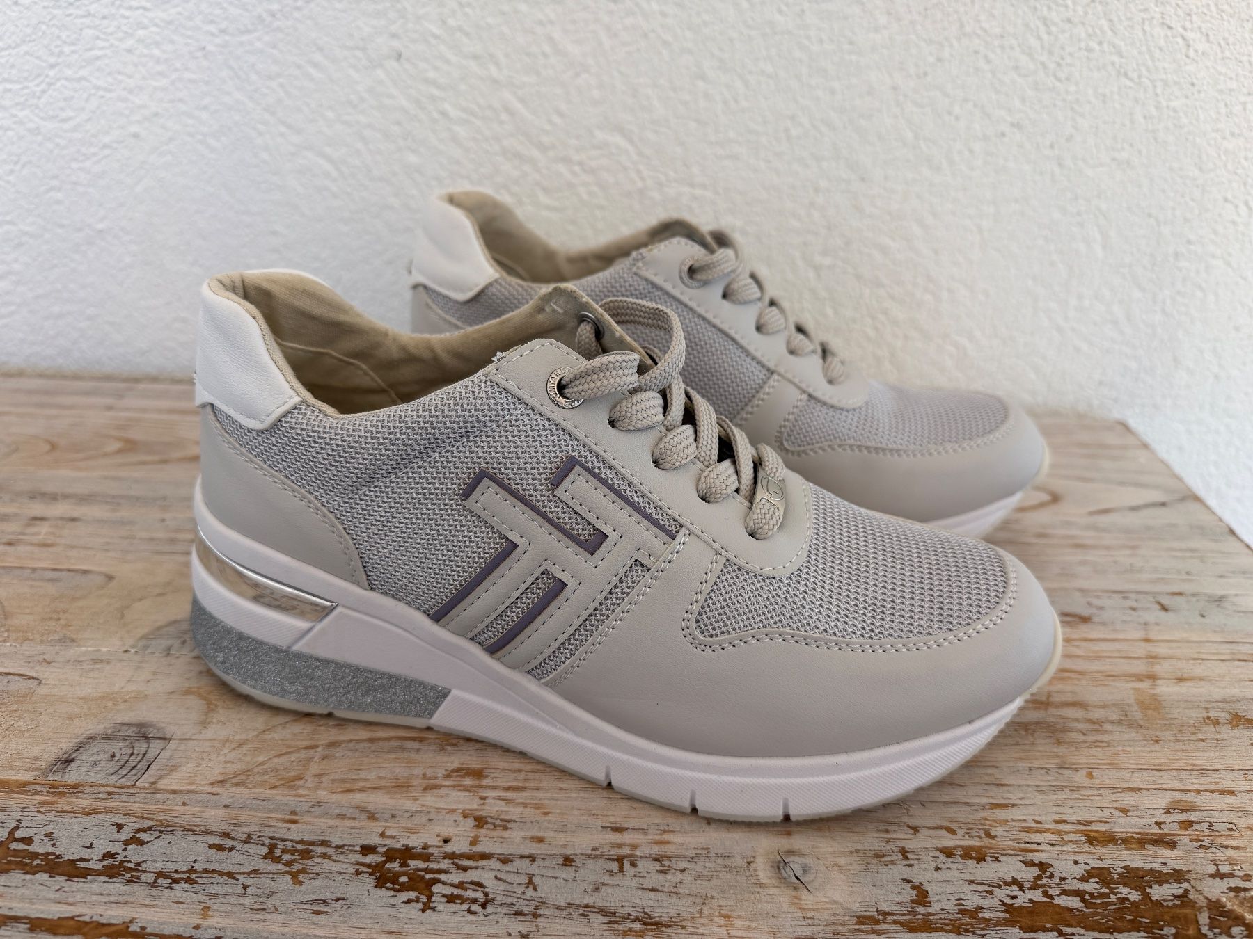 Tom Tailor Scarpe da donna: Damen Keilsneaker Tom Tailor, Grösse 39 – Usato da Wolfwil venduto da Inseider12 3