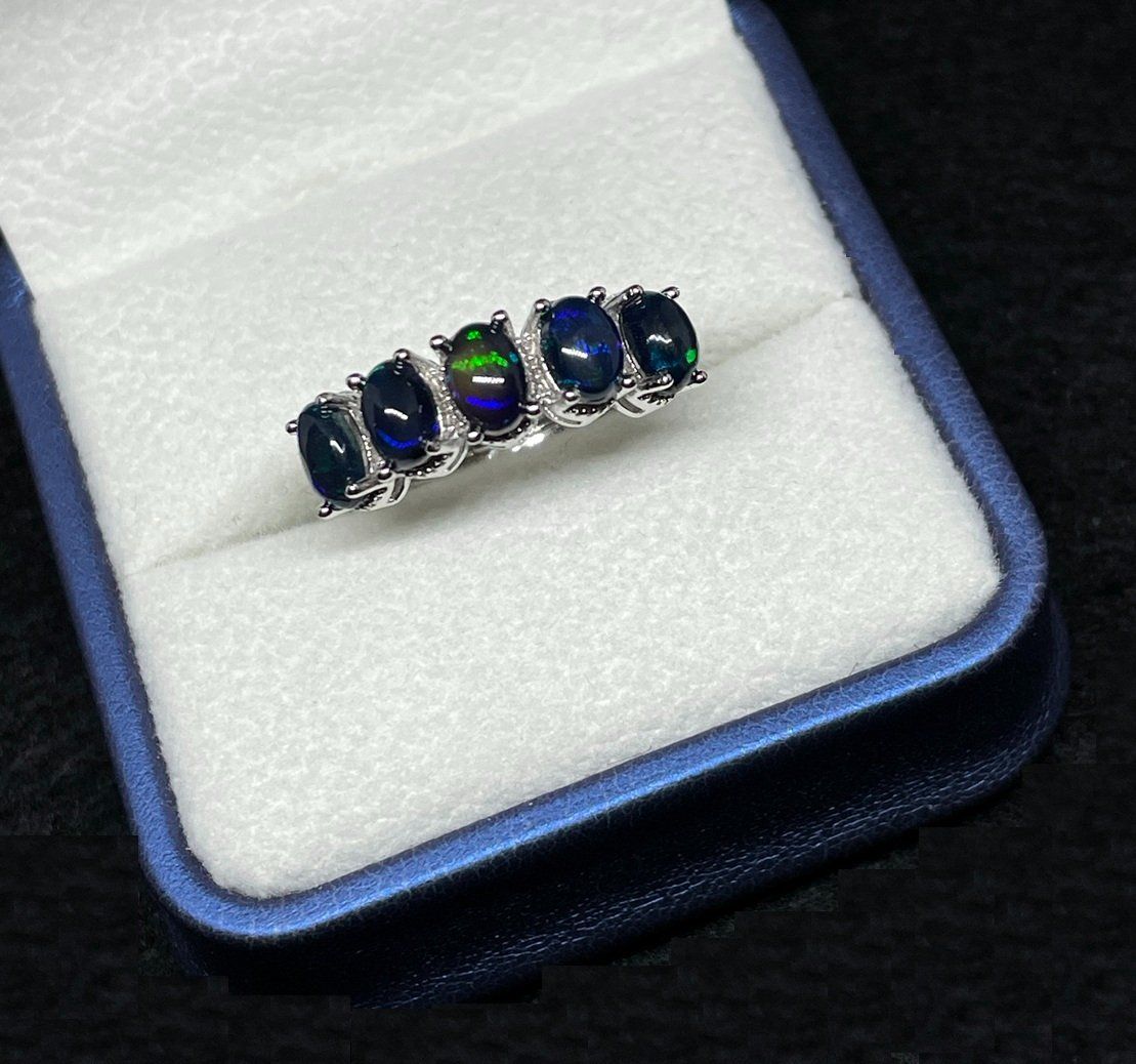 Ringe: Australischer Opal Ring, Silber Gr. 56, verstellbar – Neu (gemäss Beschreibung) aus Thun von Creative-Art-Tess
