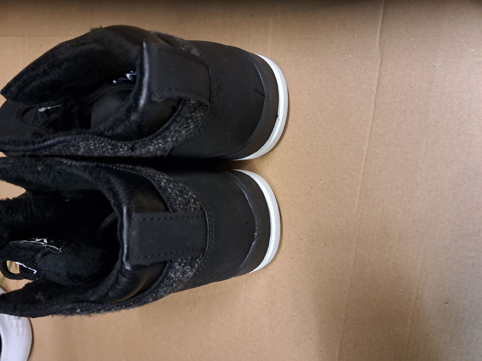 Herrenschuhe: Warme Winterschuhe Vty Gr. 46 neu! – Neu (gemäss Beschreibung) aus Grossdietwil von hufi10 5