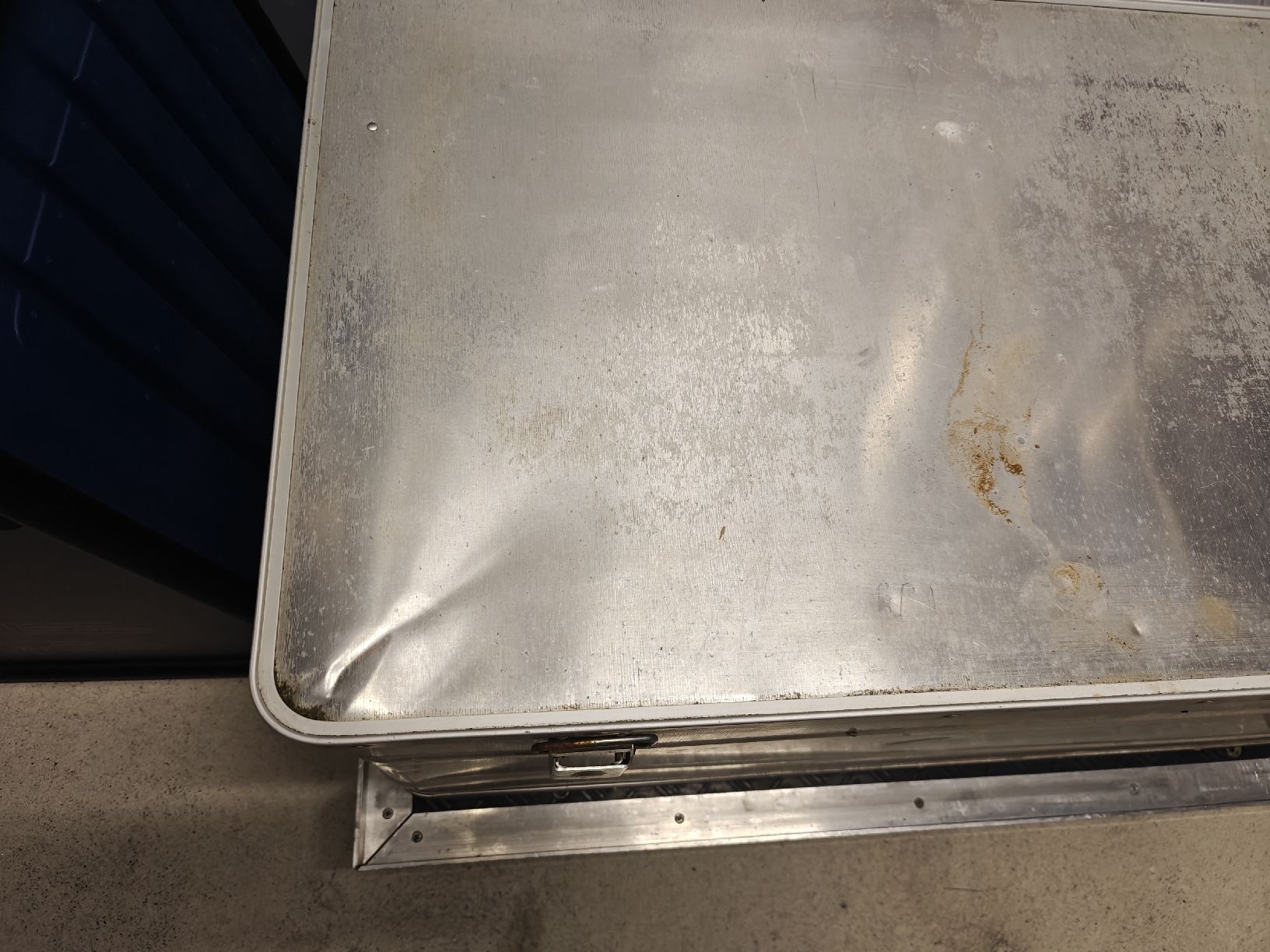 Casse di trasporto: Alukiste 40 x 90 x 48 cm – Difettoso da Ermatingen venduto da ans_m6lj 1