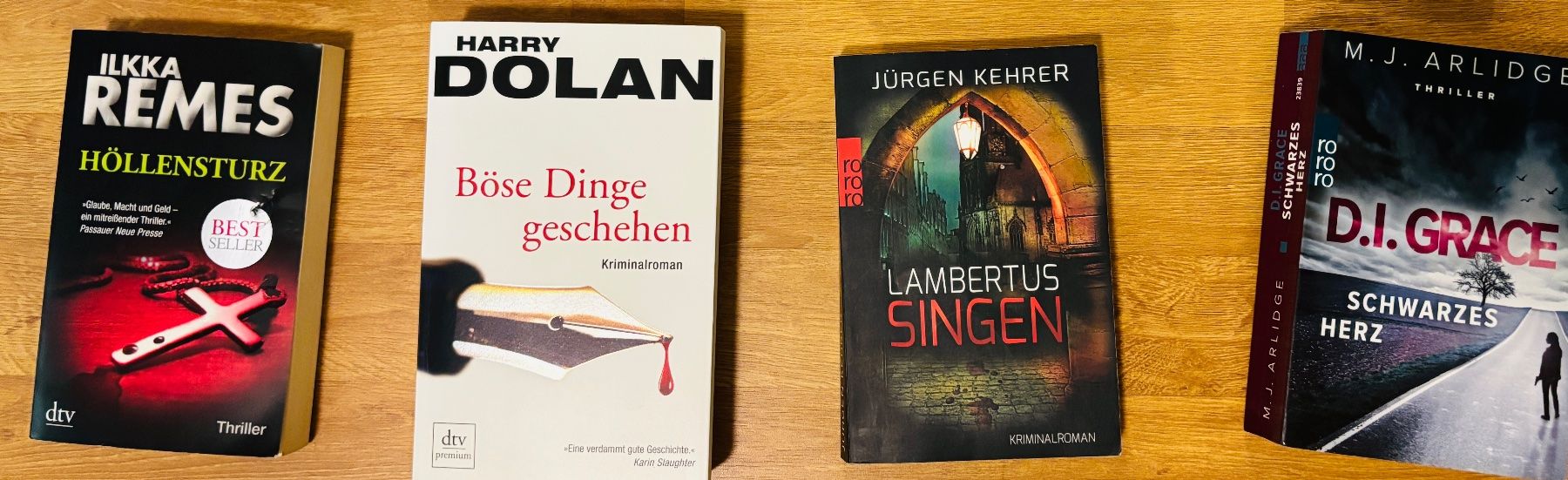 Bücher: Bücherpaket/ 12 Krimis/ Thriller – Gebraucht aus Basel von NellyBotti 3