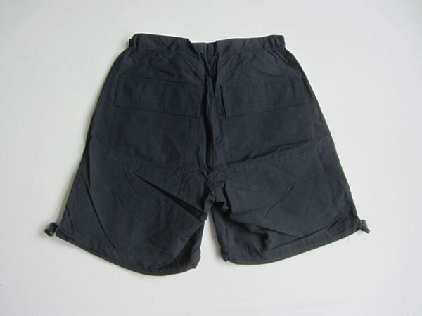 H&M Pantaloni: Shorts dunkelblau XS – Usato da Zürich venduto da Diazaio 2