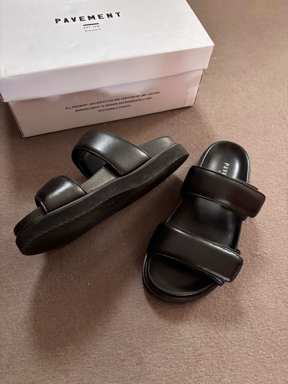 Damenschuhe: Pavement Sandalen schwarz 37 – Neu und originalverpackt aus Bennau von Fury3 2