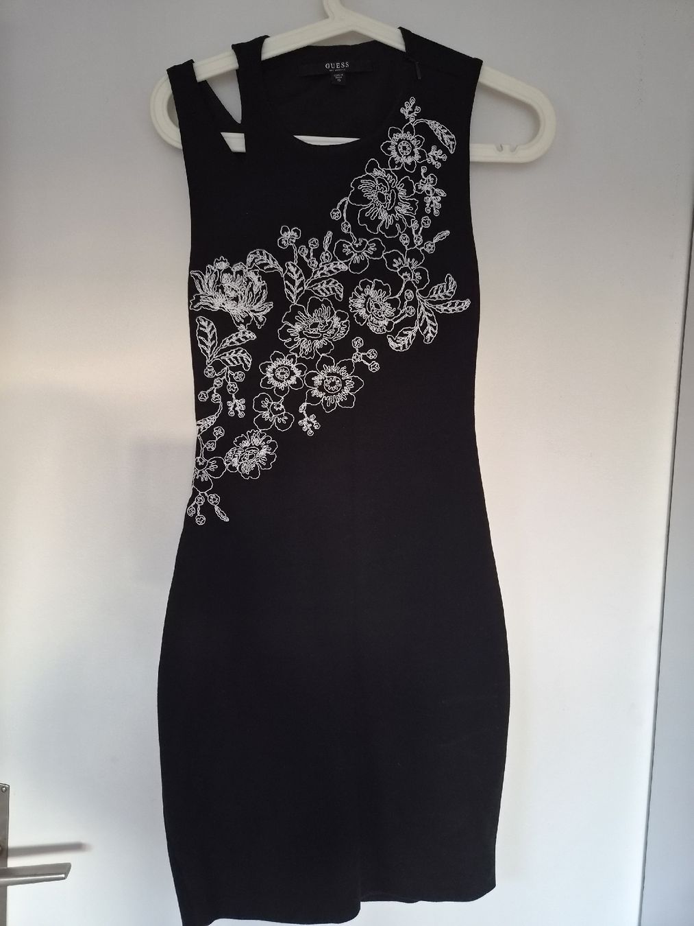 Guess Vestiti: Guess  – Nuovo (secondo la descrizione) da Zürich venduto da Natalia192k