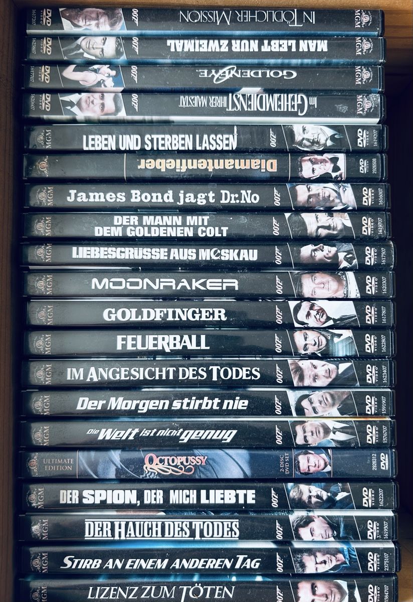Alle DVDs: James Bond DVD-Sammlung – 20 DVDs – Gebraucht aus Bülach von Snip4u