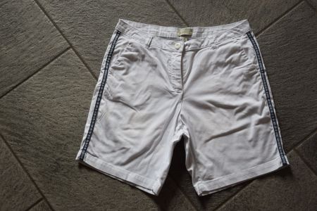 Damen Shorts gr. 38