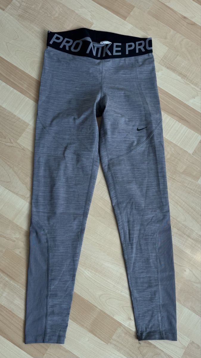 Nike Leggings: Nike Pro grau, Grösse L  – Usato da Amriswil venduto da fabiiana_b 1