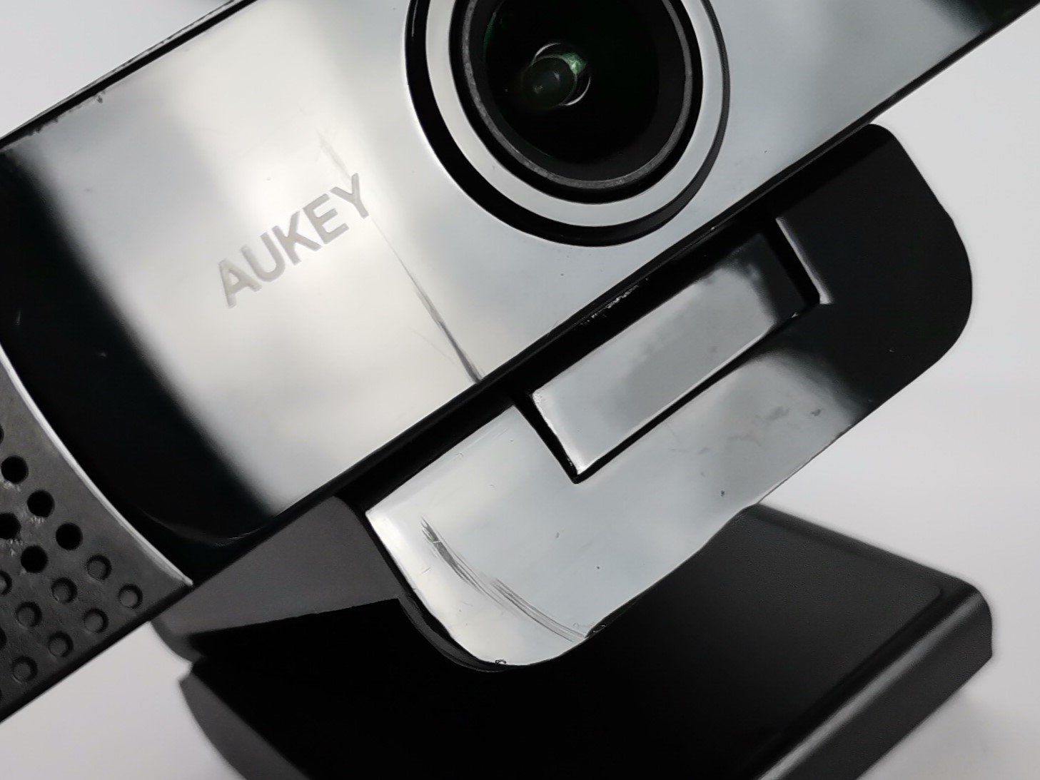 Aukey Webcam: AUKEY PC-LM1E Webcam – Usato da Schaffhausen venduto da Restwert_SH 4