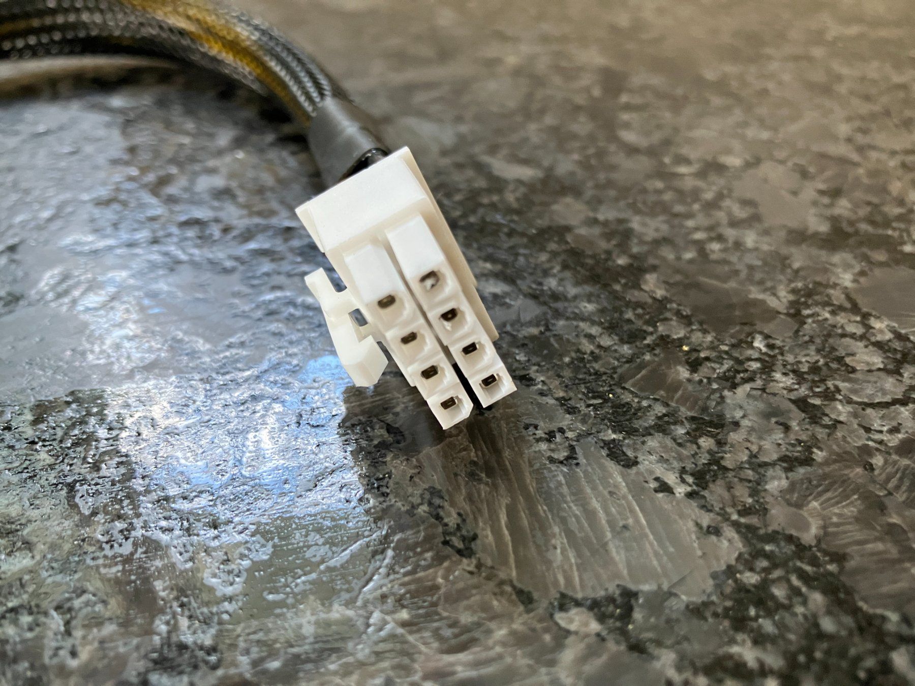 Cavi: GPU Kabel 10pin zu 1x 8pin (25cm) – Usato da Kleinwangen venduto da Suelei83 2
