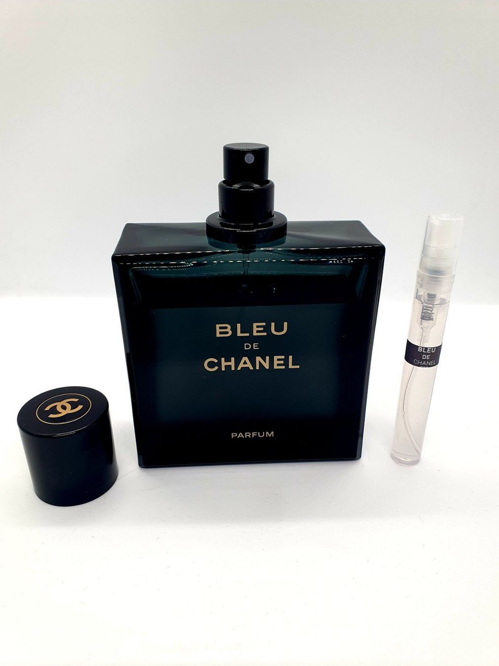 Chanel Parfums & Eau de Toilette: 5 ml BLEU DE CHANEL PARFUM ABFÜLLUNG – Neuf (Voir description) à St. Gallen par CaliSunshine