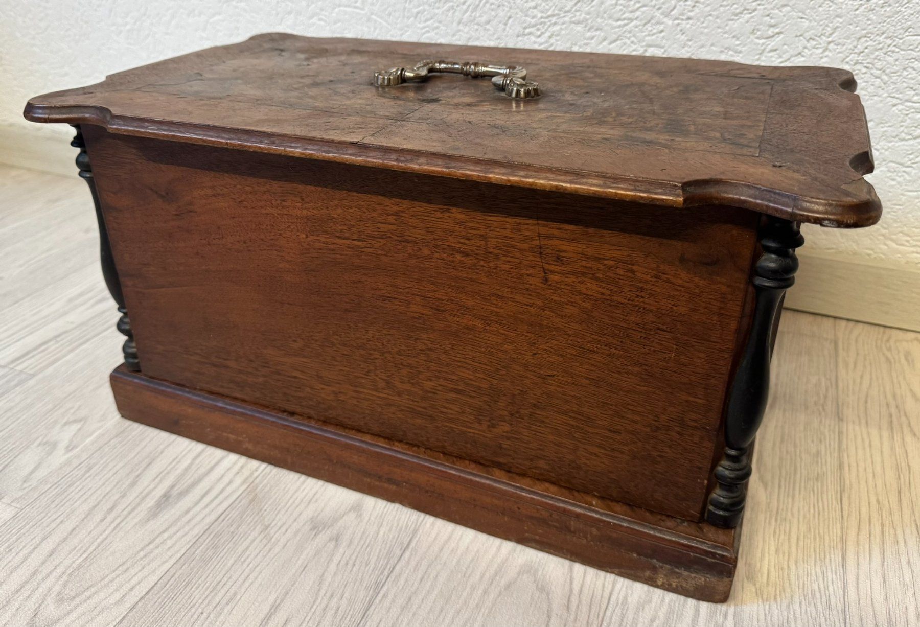 Macchine da cucire: Ancienne machine à coudre (Singer?) – Usato da Tramelan venduto da lolopat 2