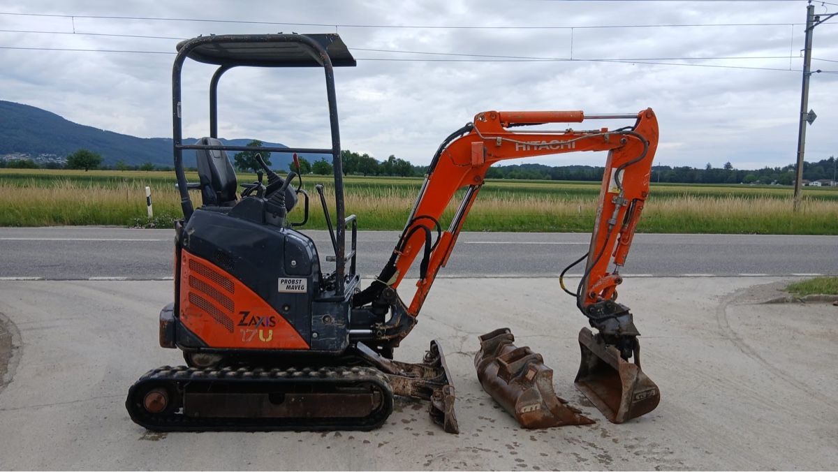 Hitachi Bagger: Bagger Hitachi ZX 17 U – Gebraucht aus Niederbipp von baggerch 2