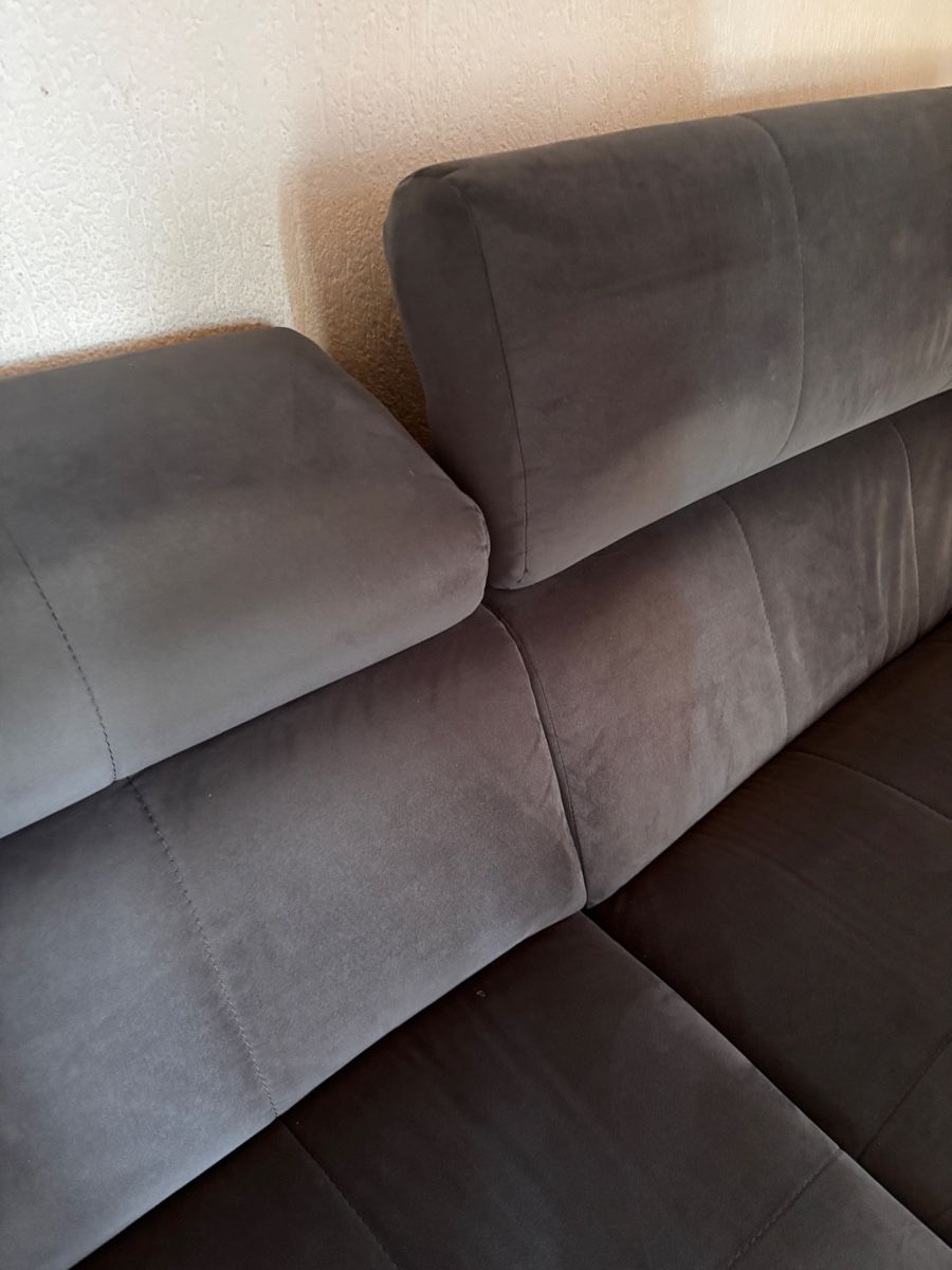 Sofas: Ecksofa grau mit Schlaffunktion gebrauchter Zustand – Gebraucht aus Strengelbach von Saegi04 3