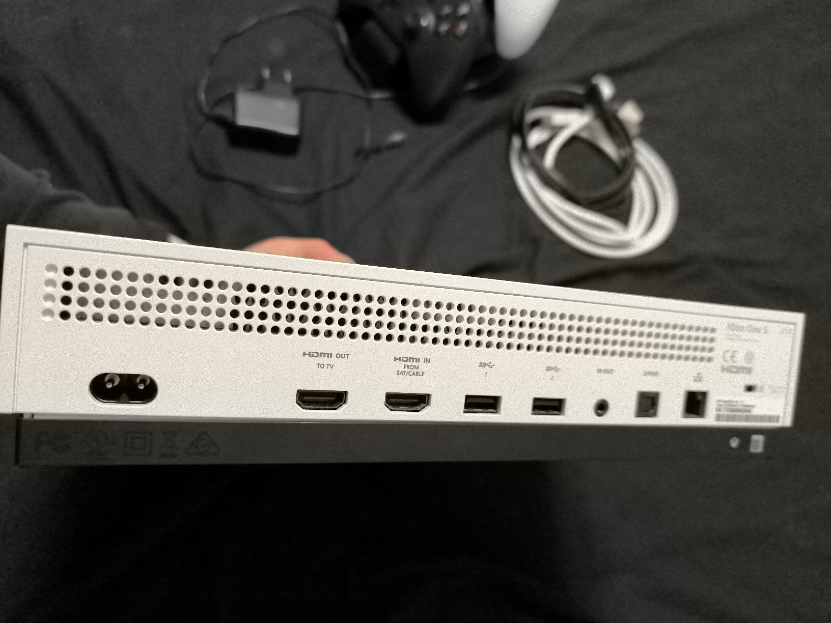 Microsoft Console: Xbox one s weiss – Usato da Bichelsee venduto da Andi790 4