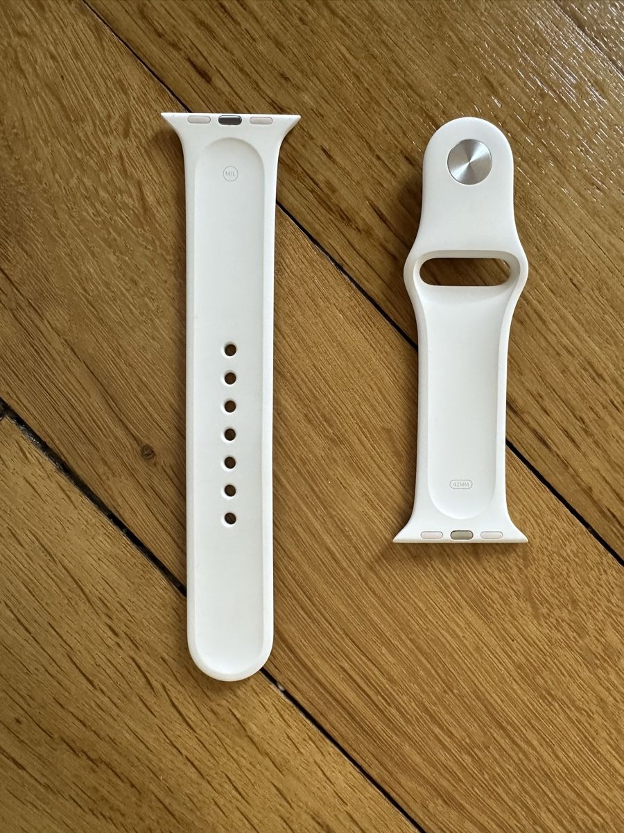Apple Smartwatch: Apple Watch 42mm band light blush M/L – Nuovo (secondo la descrizione) da Bern venduto da Max_Bern 1