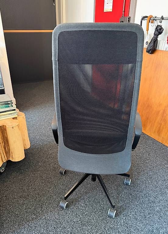 Sedie: Chaise de bureau sur roulettes – Usato da Genève venduto da ale_55x8 3