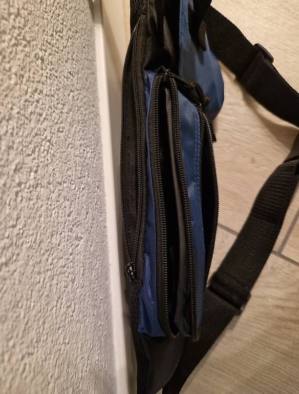 Borse: Bauchtasche - praktisch und bequem – Nuovo (secondo la descrizione) da Staffelbach venduto da MrMH 2