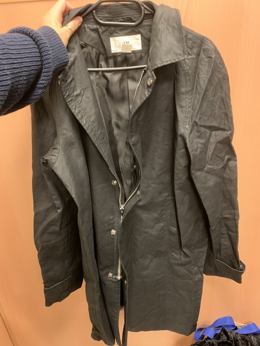 H&M Cappotti: Veste noire manteau – Nuovo e nell'imballaggio originale da Montreux venduto da Iza_81199