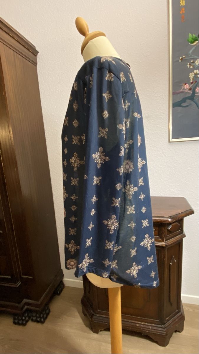 H&M Camicette: H&M Bluse Shirt blau Muster Gr. L – Usato da Fislisbach venduto da KolibriSecondhand 1