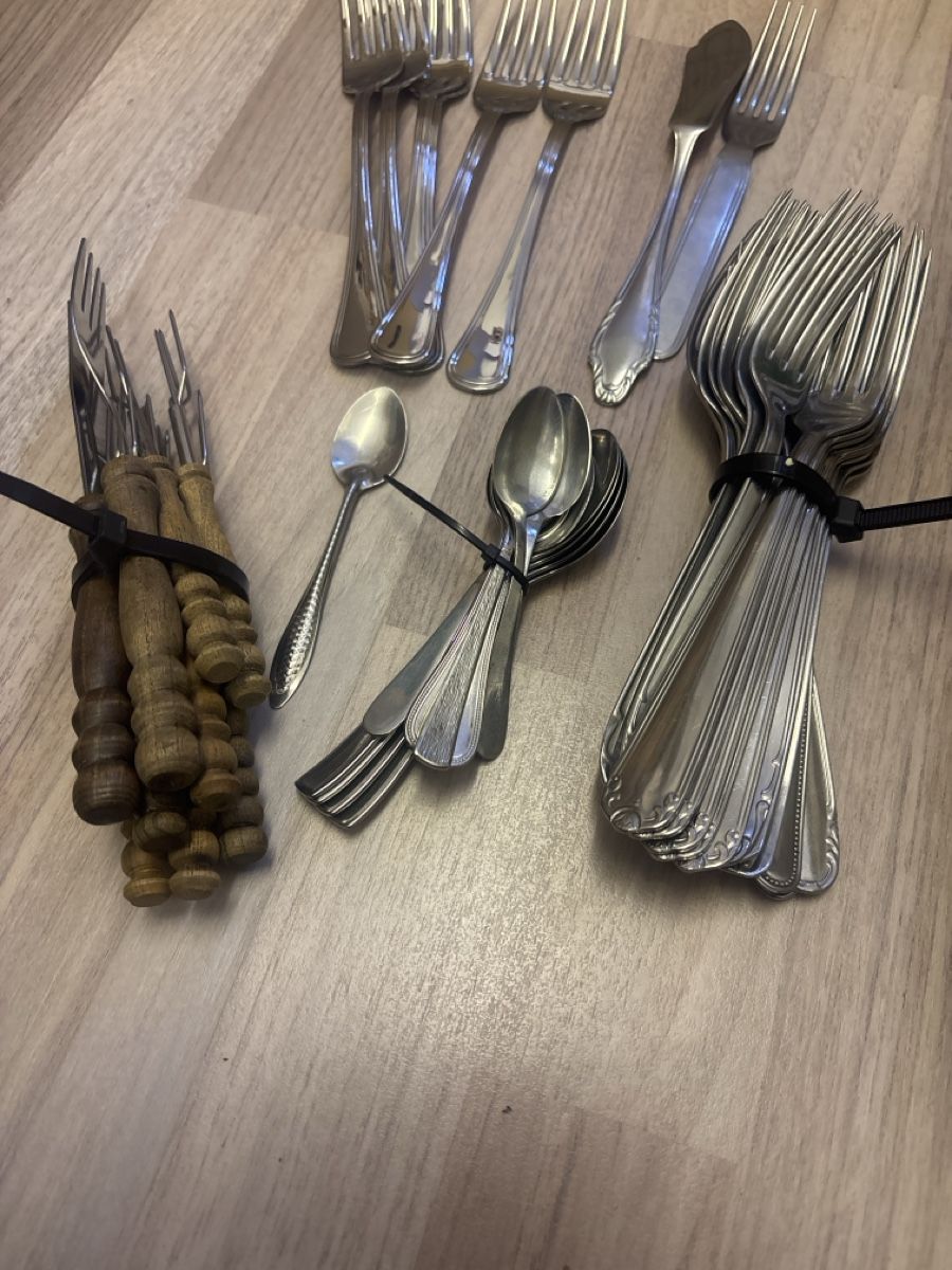 Couverts: Set completi e non di posate in inox – D'occasion à Giubiasco par cri_mzc6 3