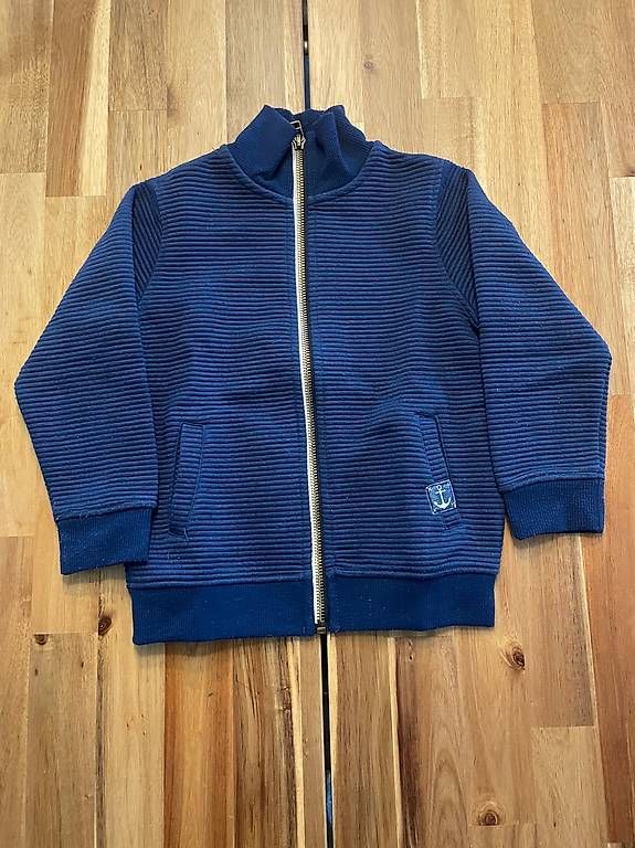 Altro abbigliamento per bambino: Lot de gilets - taille 104cm – Nuovo (secondo la descrizione) da Estavayer-le-Lac venduto da bess- 1