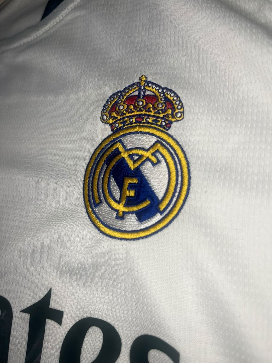 Real Madrid Leibchen & Hosen: Arda Güler Trikot – Neu und originalverpackt aus Biel/Bienne von Husseinsheikho 3