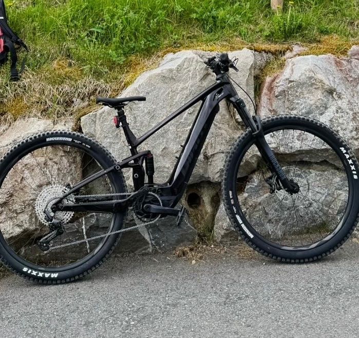 Giant Biciclette: E-Bike Giant in bordeaux – Usato da Thun venduto da kth_ng29