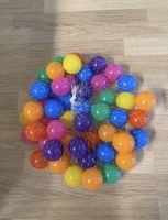 Set di palline colorate per bambini come nuovo