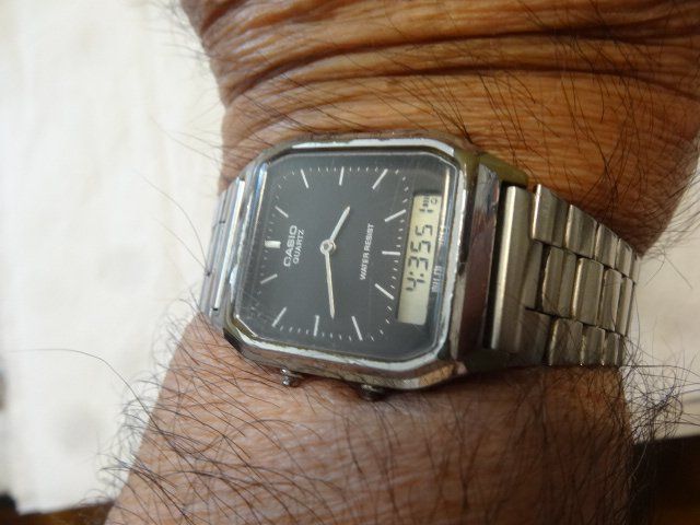 Casio Orologi: CASIO DIGITAL  HERREN  UHR.QUARTZ.-LÄÜFT-28X30MM – Usato da zürich venduto da ahmad01 9