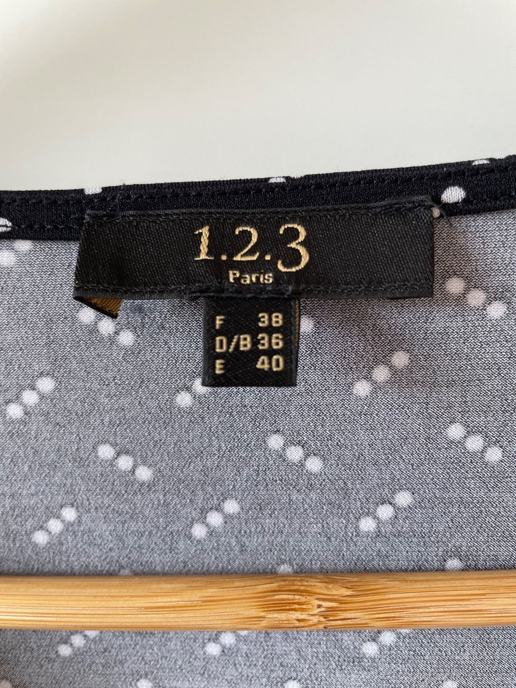 Camicette: 123 Paris Bluse, schwarz/weiss, Gr. 38 – Usato da Neukirch an der Thur venduto da bee88 1