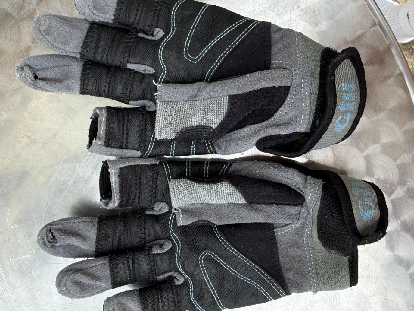 Gants & mitaines : Segelhandschuhe – D'occasion à Winterthur par MariannaHofer