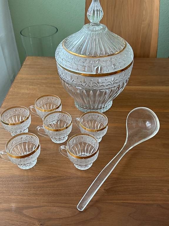 Set di piatti: Bowle Service Kristallglas 8-teilig – Usato da schaffhausen venduto da Munot100