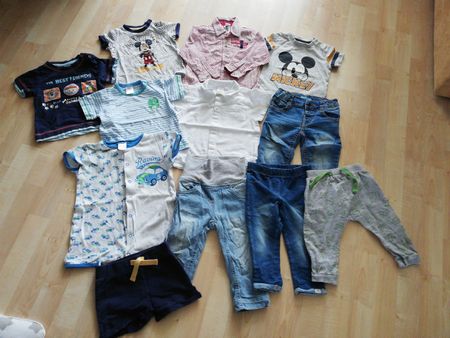 Kleiderpaket Junge Grösse 74/80