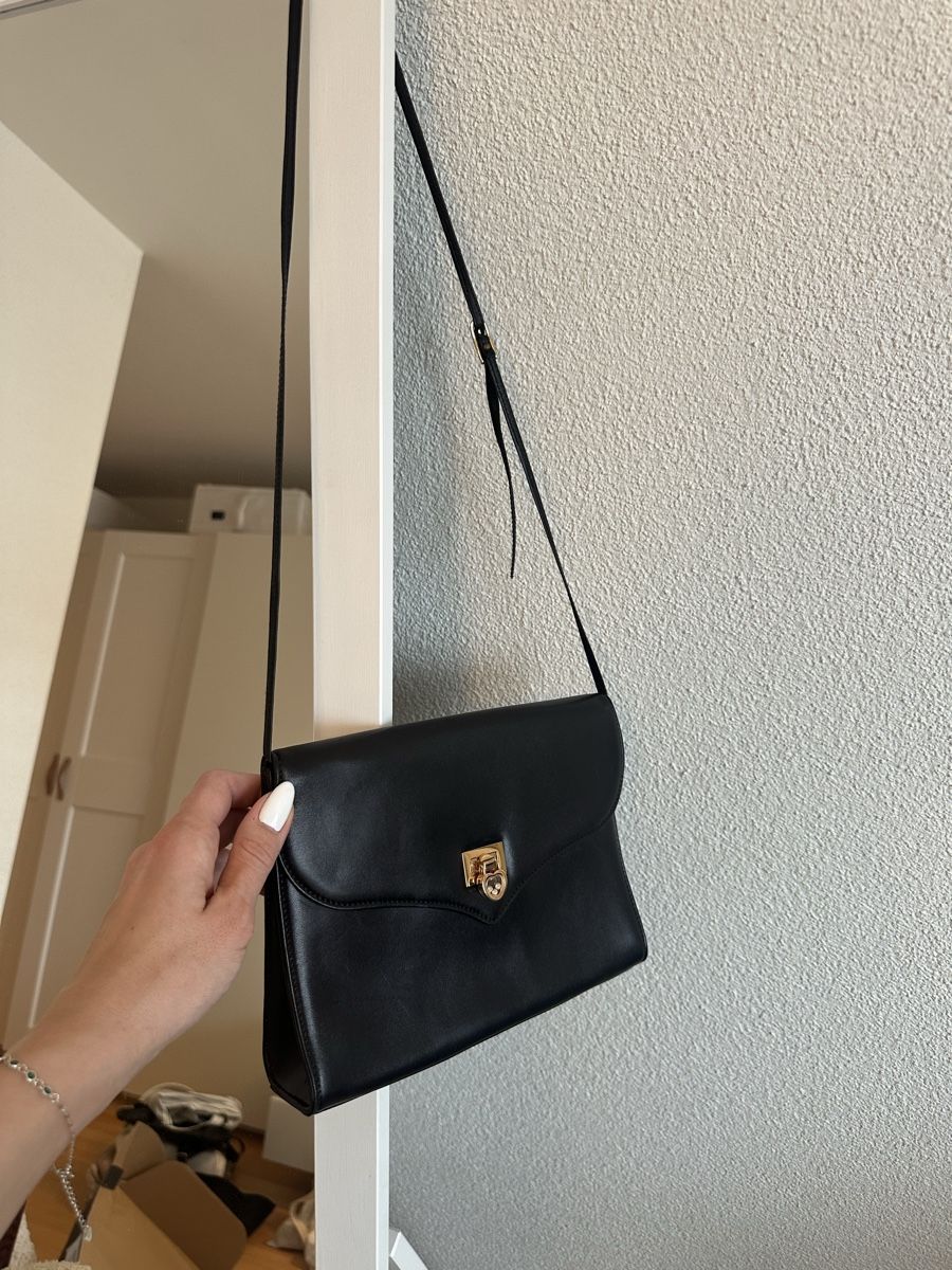 Chopard Borse da donna: VinChopard Black Leather Shoulder Bag, Elegant, Vintage – Usato da Pfäffikon SZ venduto da KatKad 3