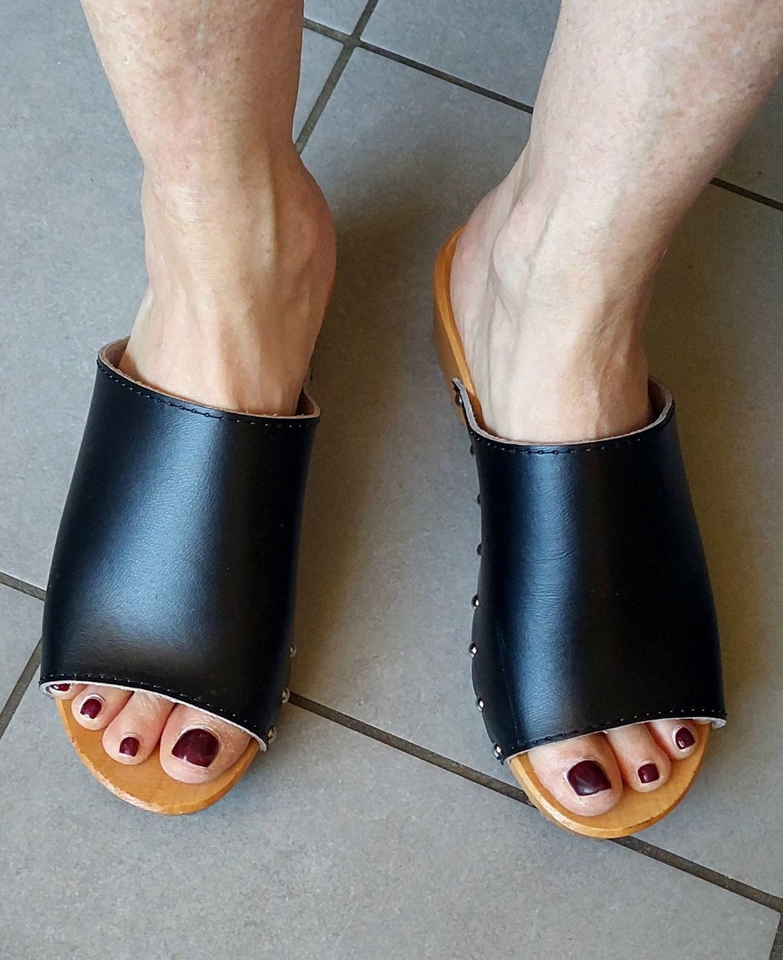 Scarpe da donna: Sabots en bois pointure 39 – Nuovo e nell'imballaggio originale da Plan-Les-Ouates venduto da Lolothebest