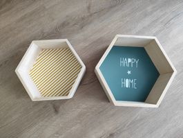 Dekorative Wandregale im trendigen Hexagon Design!