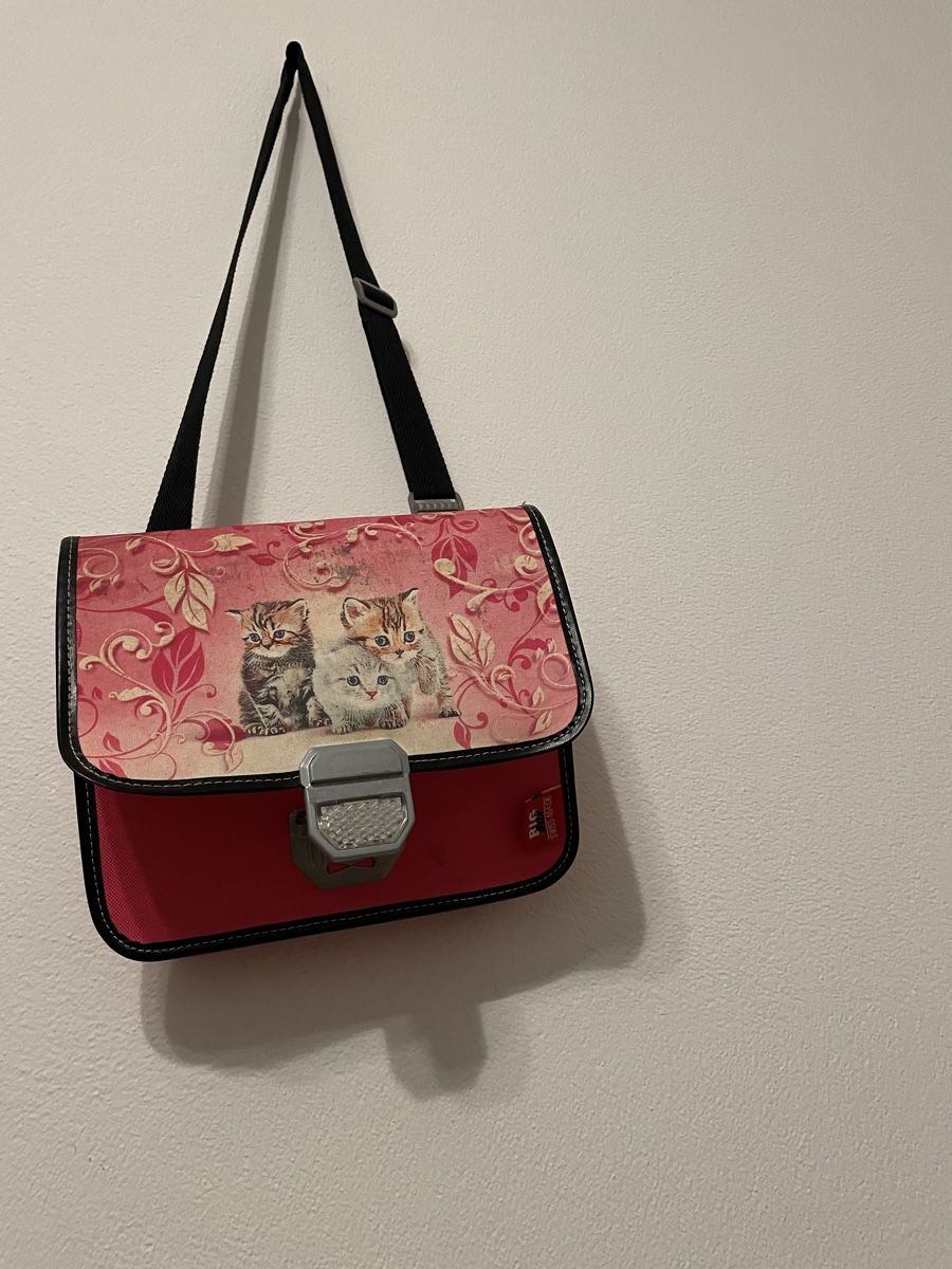 Disney Borse & Zaini: Roter Minnie Mouse Rucksack – Usato da Chur venduto da Tsambiko 9