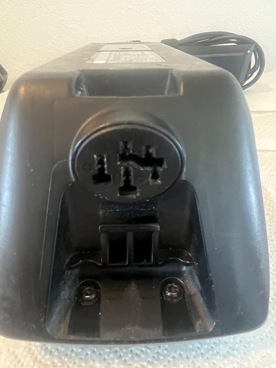 Bosch Batterie: Bosch E-Bike Akku Powerpack und Ladegerät – Usato da Winterthur venduto da N_pap 5
