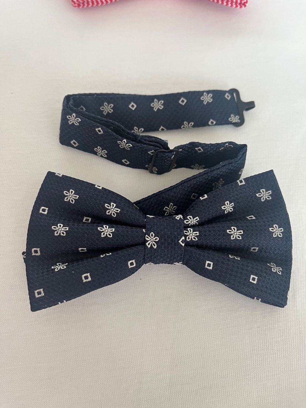 Papillon Cravatte: Zwei Fliegen Papillon und Zara – Nuovo (secondo la descrizione) da Zug venduto da Nickwalks999 2
