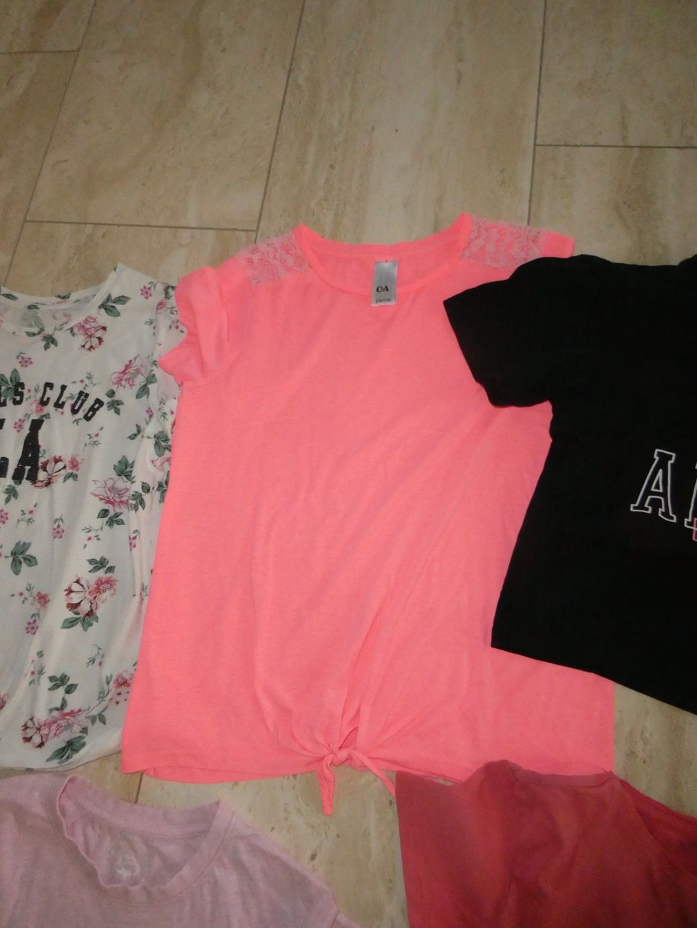 Kleiderpakete & -sets: 5 T-Shirts Grösse 156/164 – Gebraucht aus Mels von KOSL 4