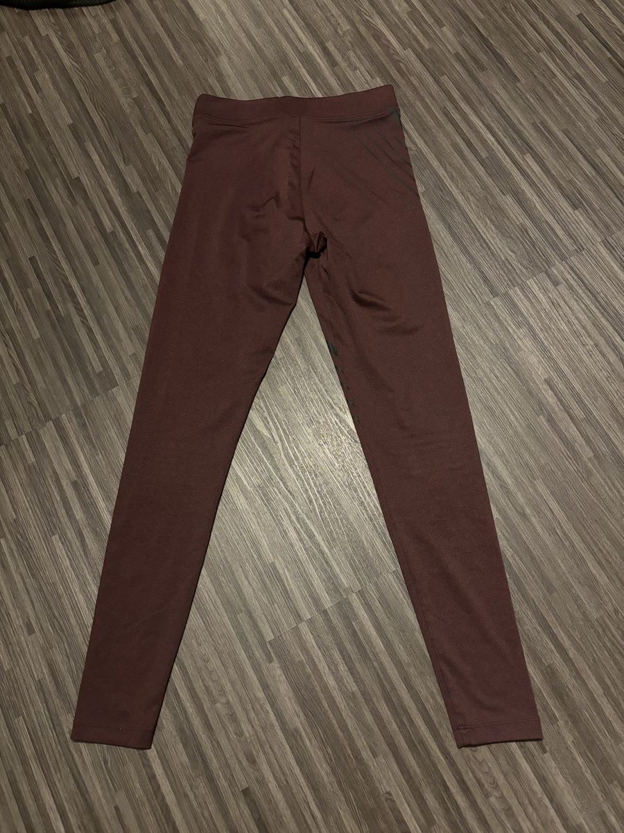 Calze & Collant: Weinrote Sport Leggings – Nuovo (secondo la descrizione) da Sumiswald venduto da fid_v269 1